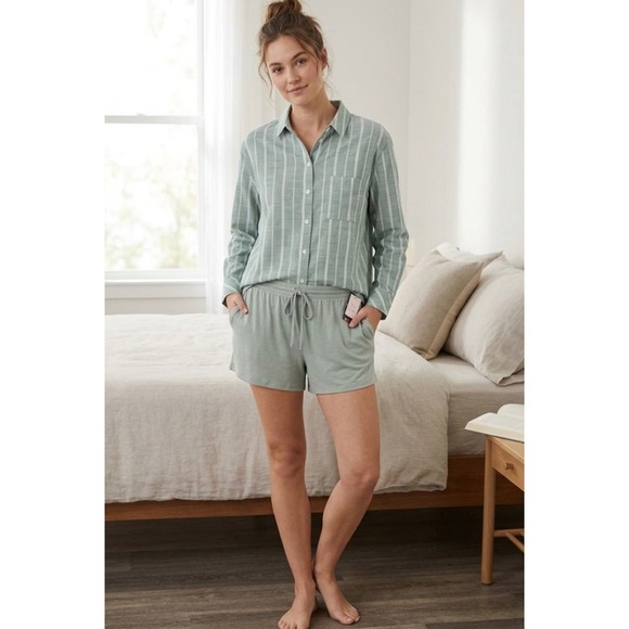 Auden Other - Auden Women's XXL Long Sleeve Sleep Shirt  Button Front, Notch Collar & Shorts